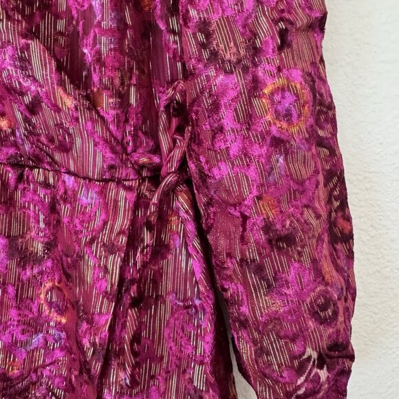 Loft Shimmer Floral Velvet Faux Wrap Dress Size 8 Purple Pink Gold - Picture 6 of 11